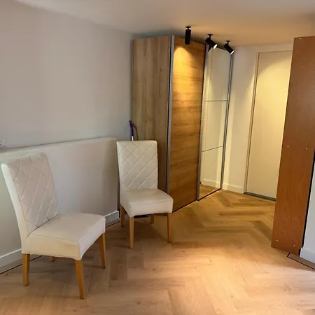 Maison Lelystad * Hoevelaken
