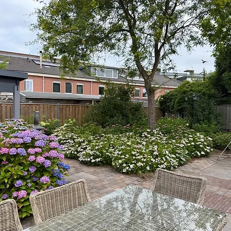 Maison Lelystad * Hoevelaken